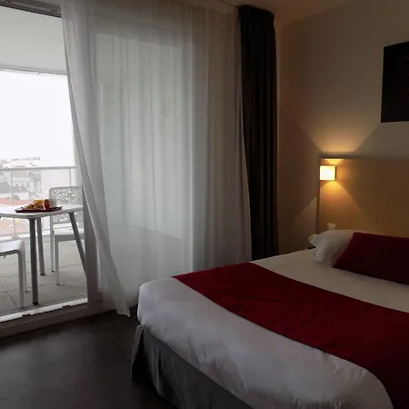 Paris Mairie De Saint-ouen Aparthotel 3*