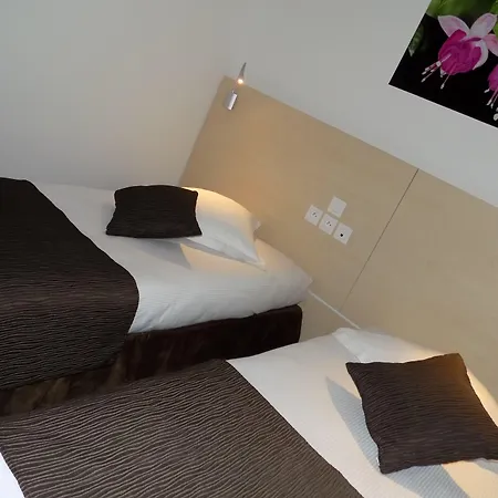 Apart Otel Paris Mairie De Saint-ouen 3*