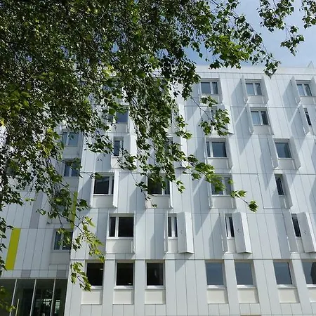 Paris Mairie De Saint-ouen Aparthotel 3*