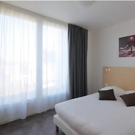 Paris Mairie De Saint-ouen Aparthotel 3*